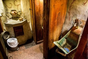 Туалет в Olde Hansa